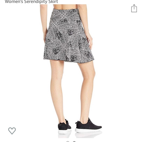 A line black and white activewear skirt - Picture 2 of 6